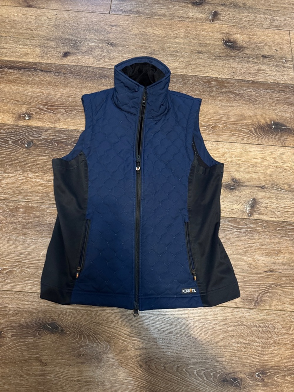 Kerrits navy and black riding vest medium